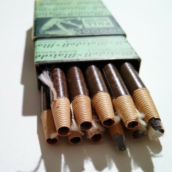 Antique VTG Blaisdell 166-T BROWN China Marking Paper Pencils 11 of 12 Original - Picture 5 of 5